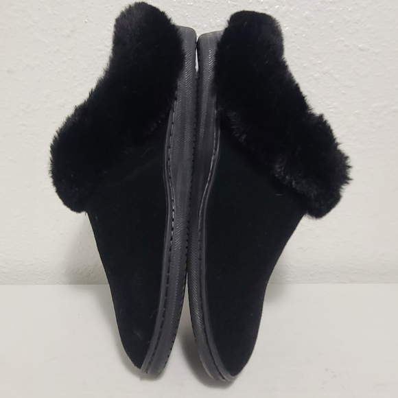 Myslipper slip on black leather faux fur slippers - Picture 14 of 15